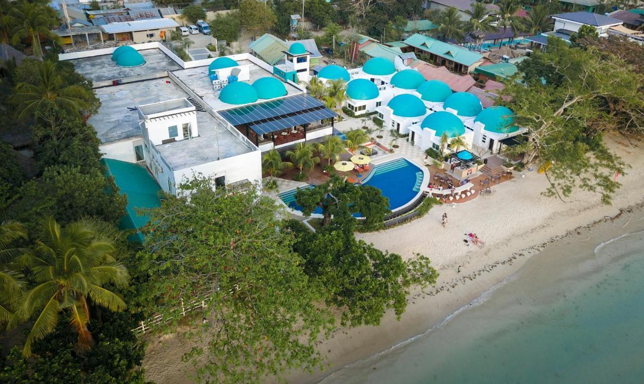 Weekends El Nido Beach Resort Exterior photo
